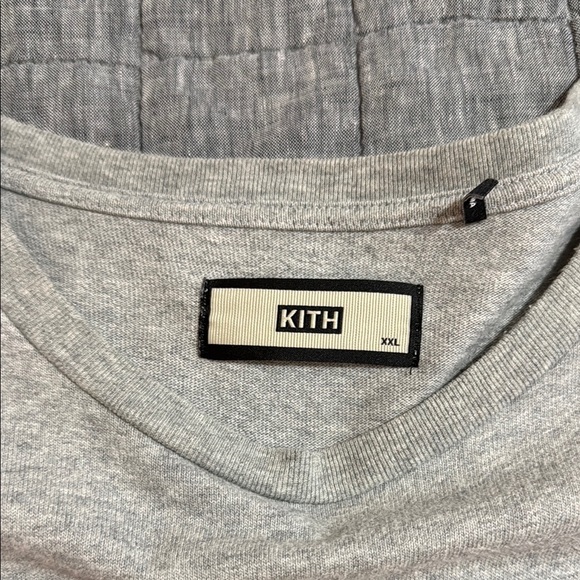 KITH Gray T-Shirt - Picture 2 of 3